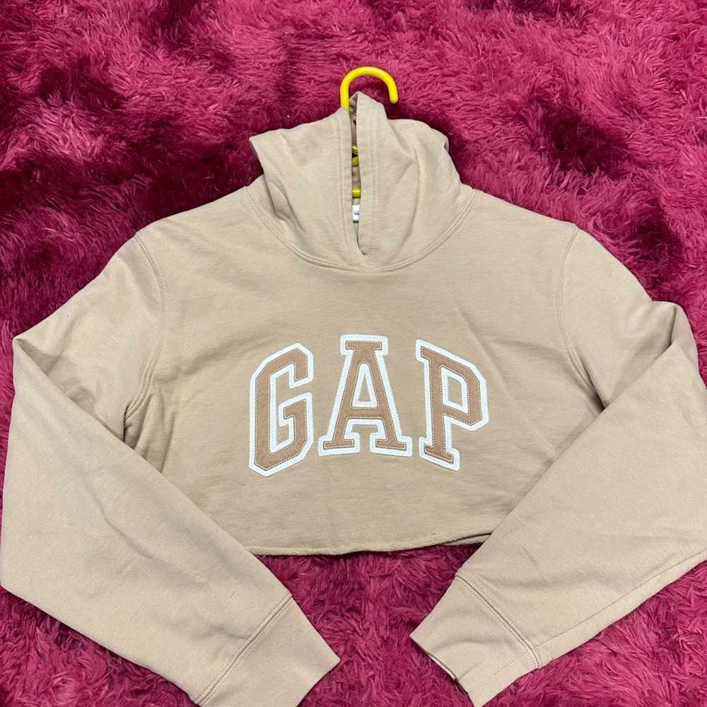 cropped GAP tan hoodie